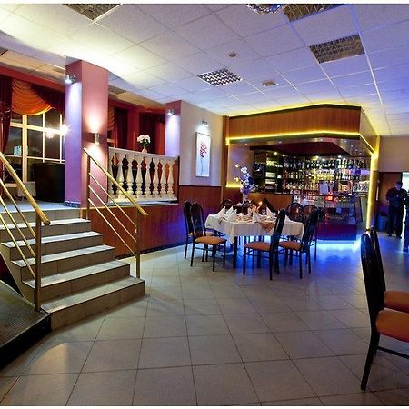 Motel Merkury Гдиня Екстер'єр фото